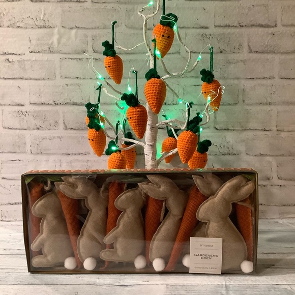 Gardeners Eden 6Ft Bunny and Carrot Easter Garland - Picture 1 of 2
